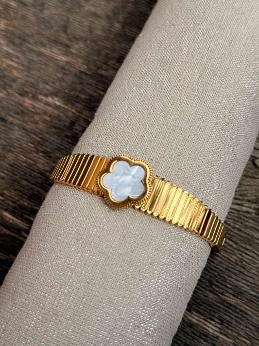 Bracelet fleur blanc